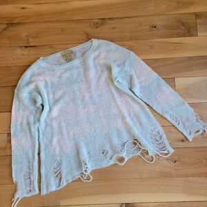 WILDFOX White Label Cloud Ripped Sweater top size S